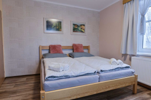 Pokoj č. 5, 6, 7 – Třípokojový apartmán